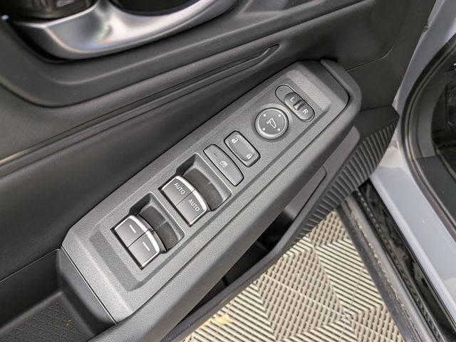 2026 Honda Accord Hybrid EX-L - Photo 14