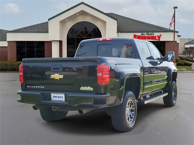 2014 Chevrolet Silverado 1500 High Country photo 4
