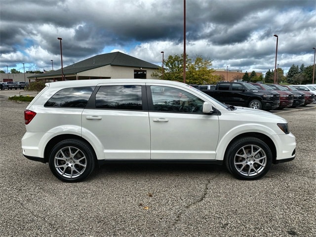 Used 2019 Dodge Journey GT with VIN 3C4PDDEG2KT688024 for sale in Washington, MI