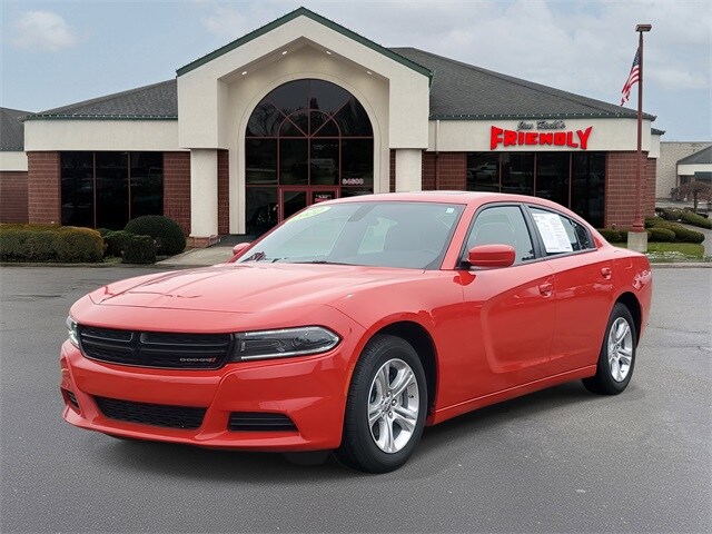 2022 Dodge Charger SXT photo 2