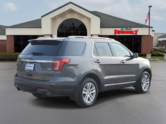 2018 Ford Explorer XLT photo 5