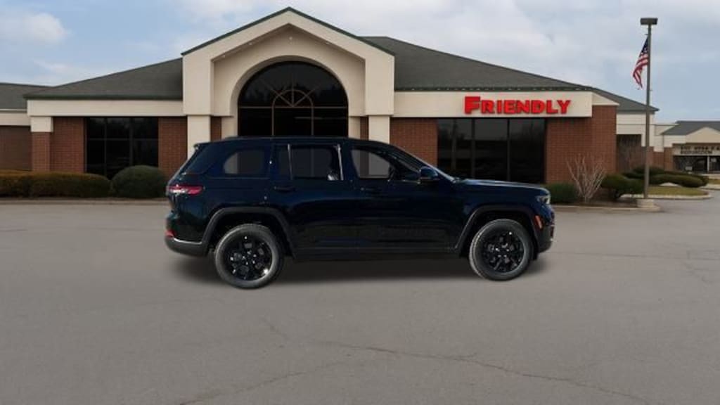 New 2025 Jeep Grand Cherokee Laredo Sport Utility