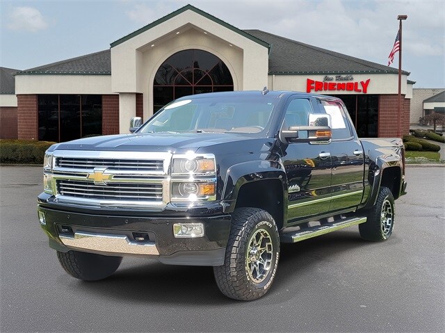 2014 Chevrolet Silverado 1500 High Country photo 2