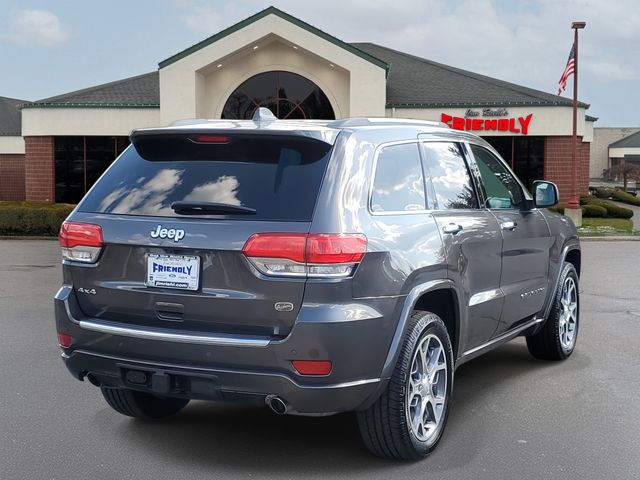 2021 Jeep Grand Cherokee Overland photo 2