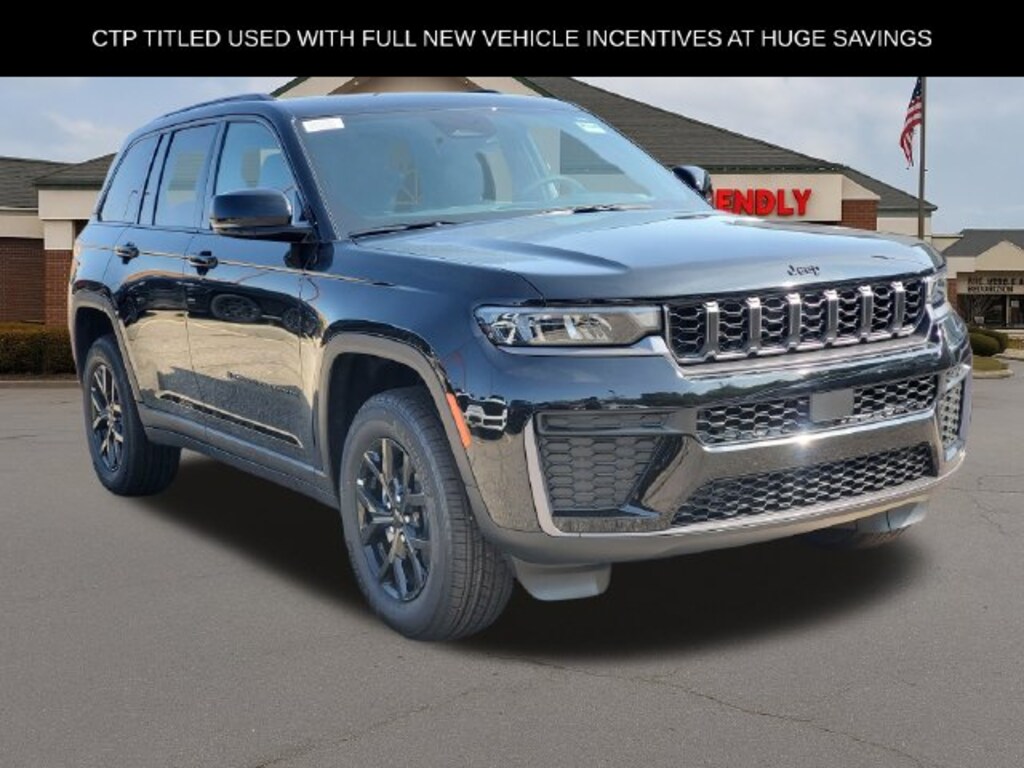 New 2026 Jeep Grand Cherokee Laredo Sport Utility