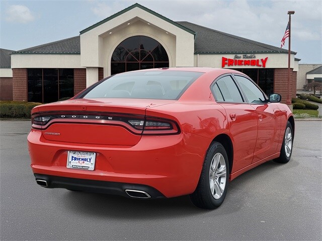 2022 Dodge Charger SXT photo 4
