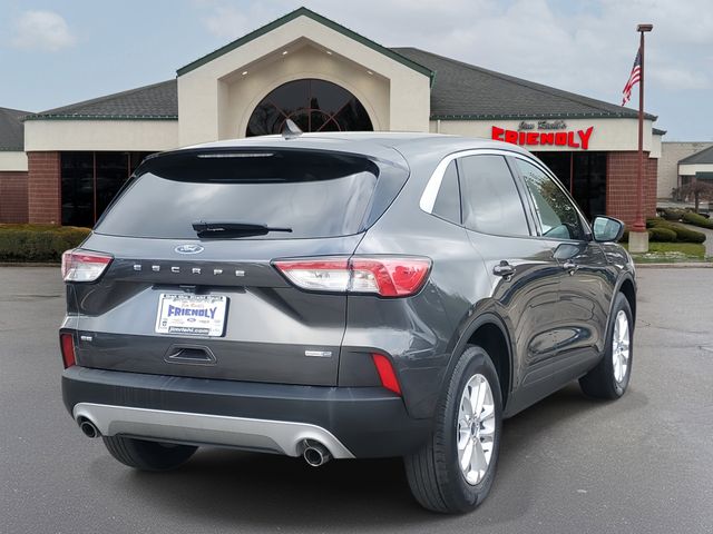 2020 Ford Escape SE photo 5