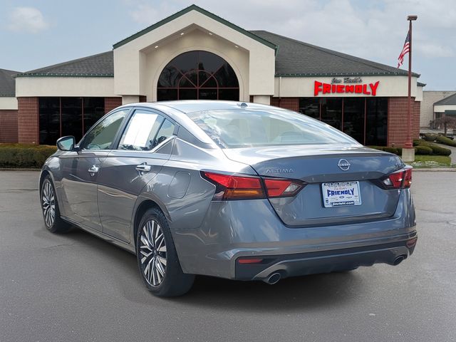 2023 Nissan Altima 2.5 SV photo 3