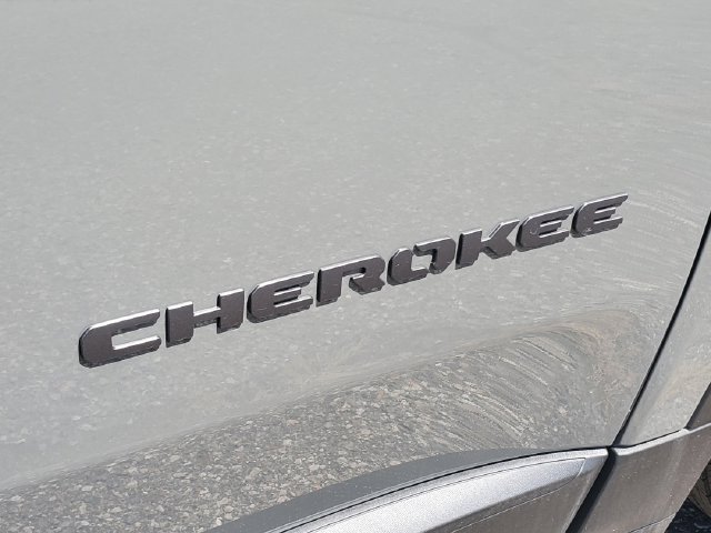 2026 Jeep Cherokee Limited - Photo 31