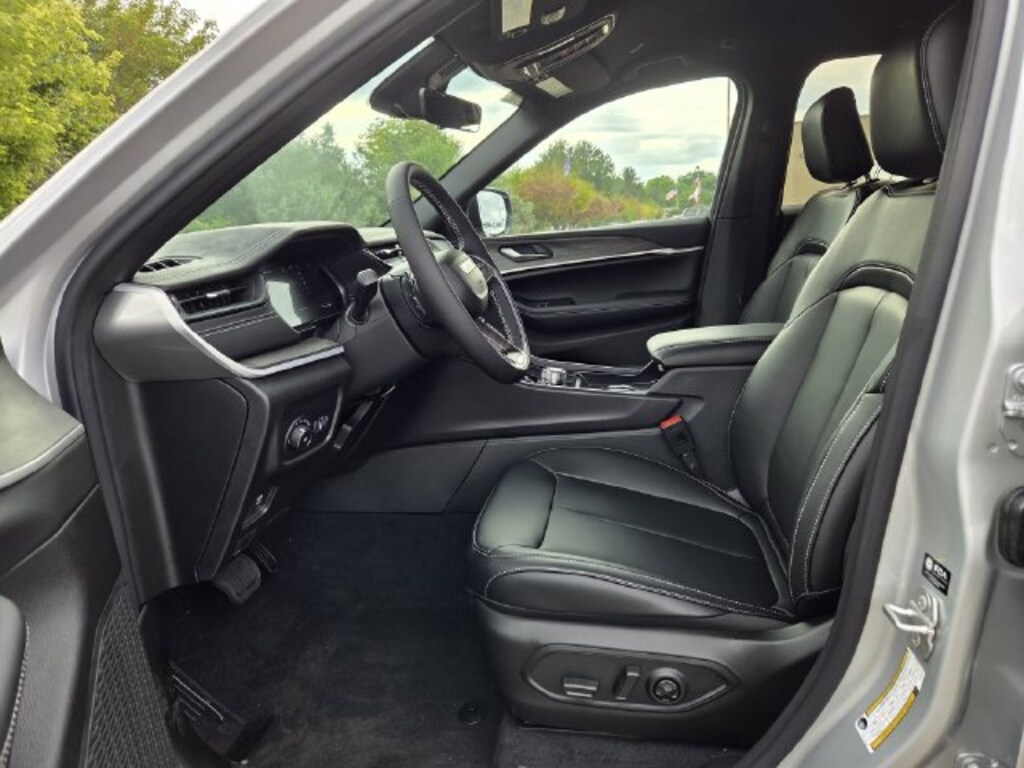 New 2026 Jeep Grand Cherokee Limited Sport Utility