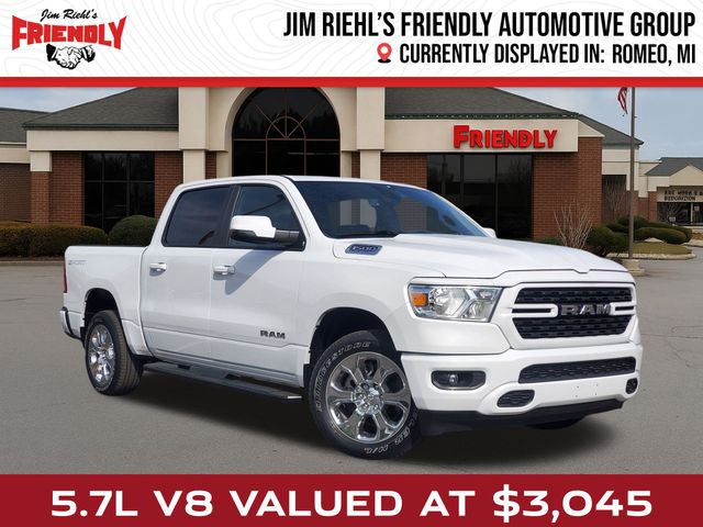 2023 RAM 1500 Big Horn/Lone Star 4x4 Crew Cab 5'7's photo