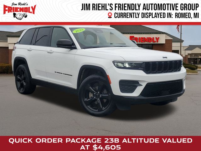 2023 Jeep Grand Cherokee Altitude's photo