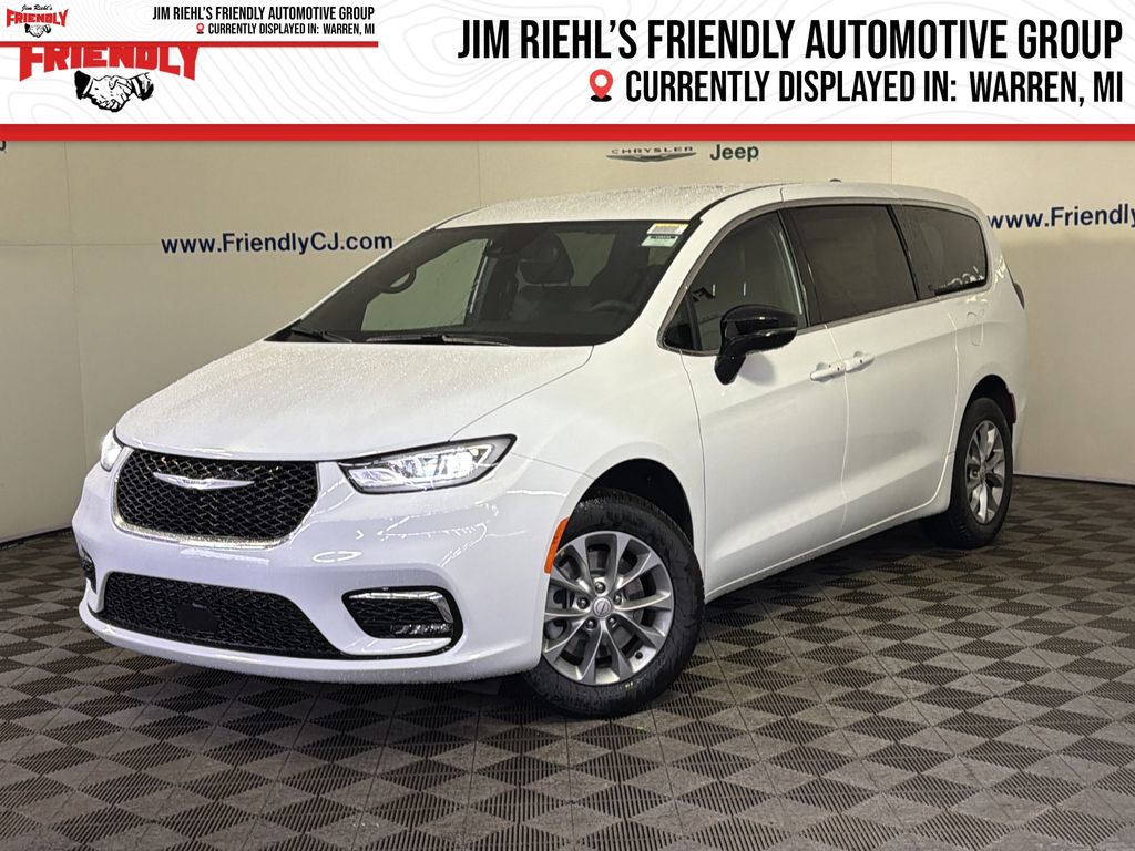 2026 Chrysler Pacifica Select AWD's photo