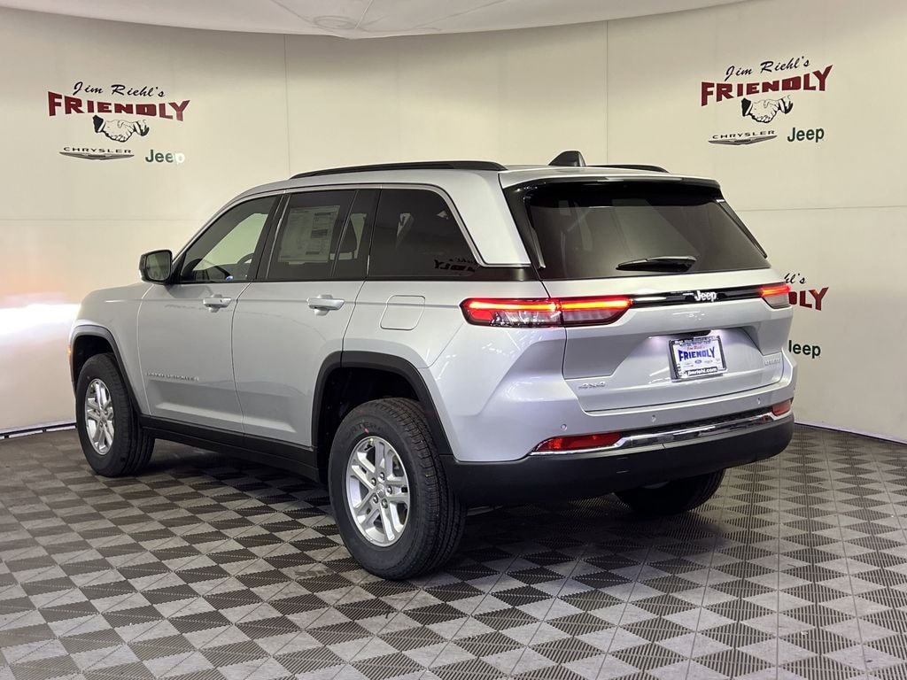 New 2025 Jeep Grand Cherokee Laredo Sport Utility
