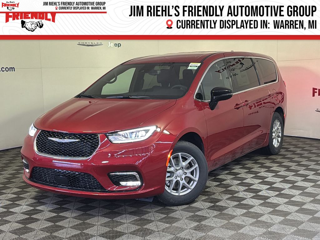 2026 Chrysler Pacifica Select's photo
