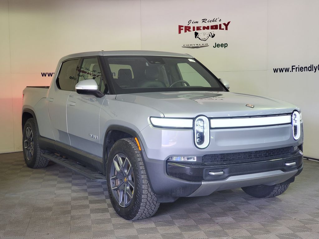 Used 2024 Rivian R1T Adventure with VIN 7FCTGBAA0RN030475 for sale in Warren, MI