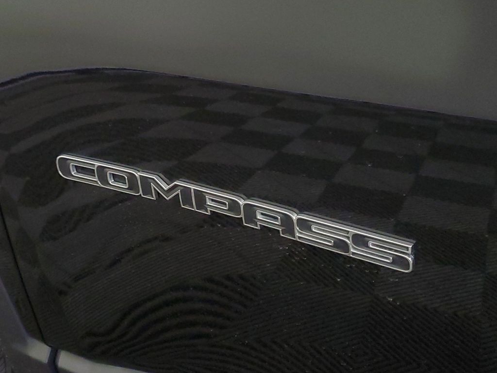 2022 Jeep Compass Limited - Photo 6