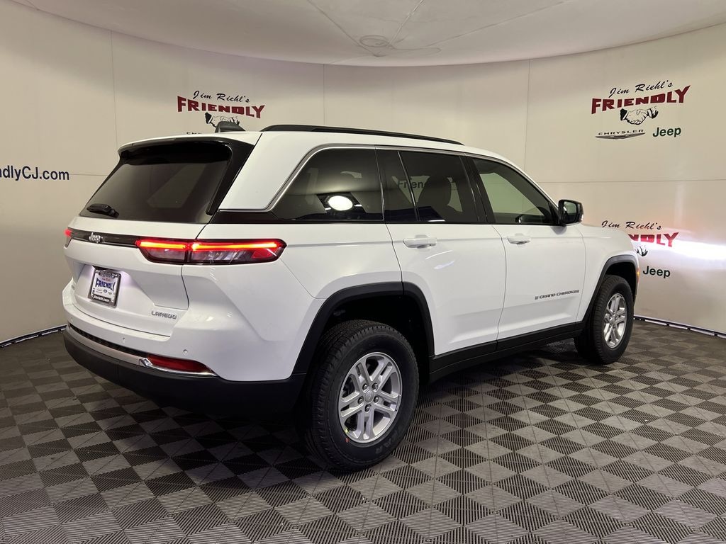 New 2025 Jeep Grand Cherokee Laredo Sport Utility