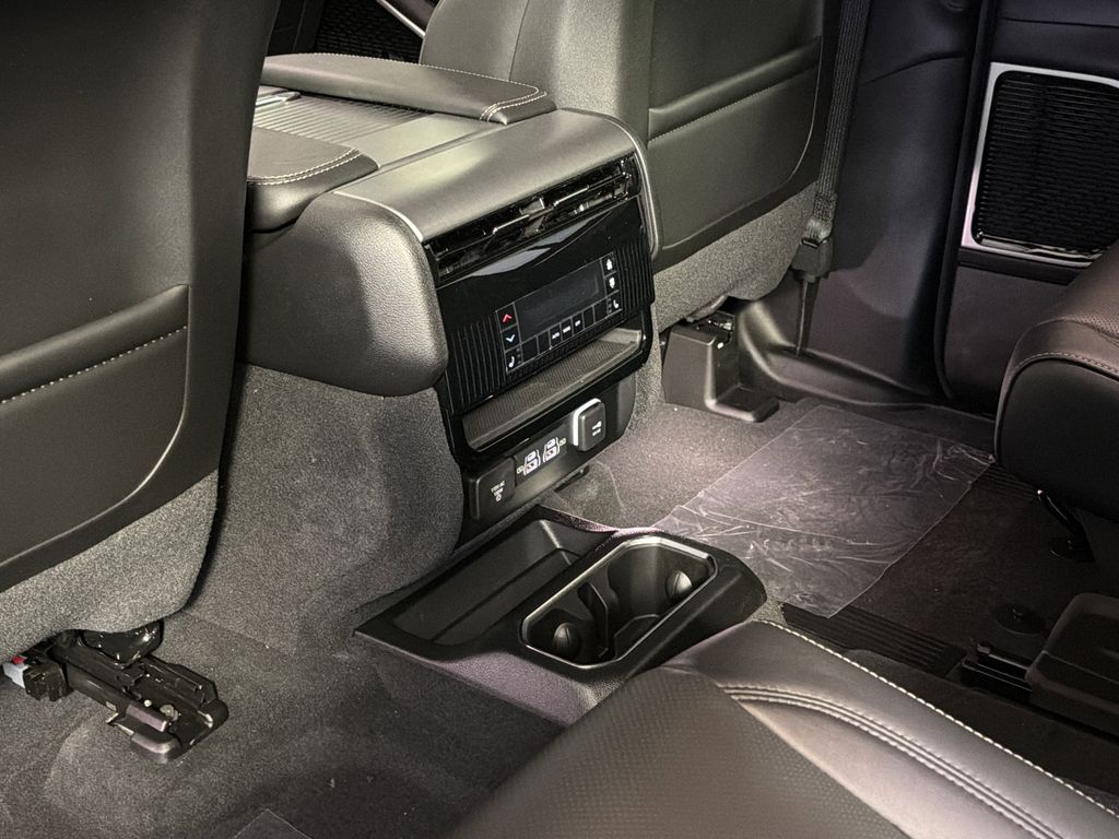 2026 Jeep Grand Wagoneer Limited Altitude - Photo 25