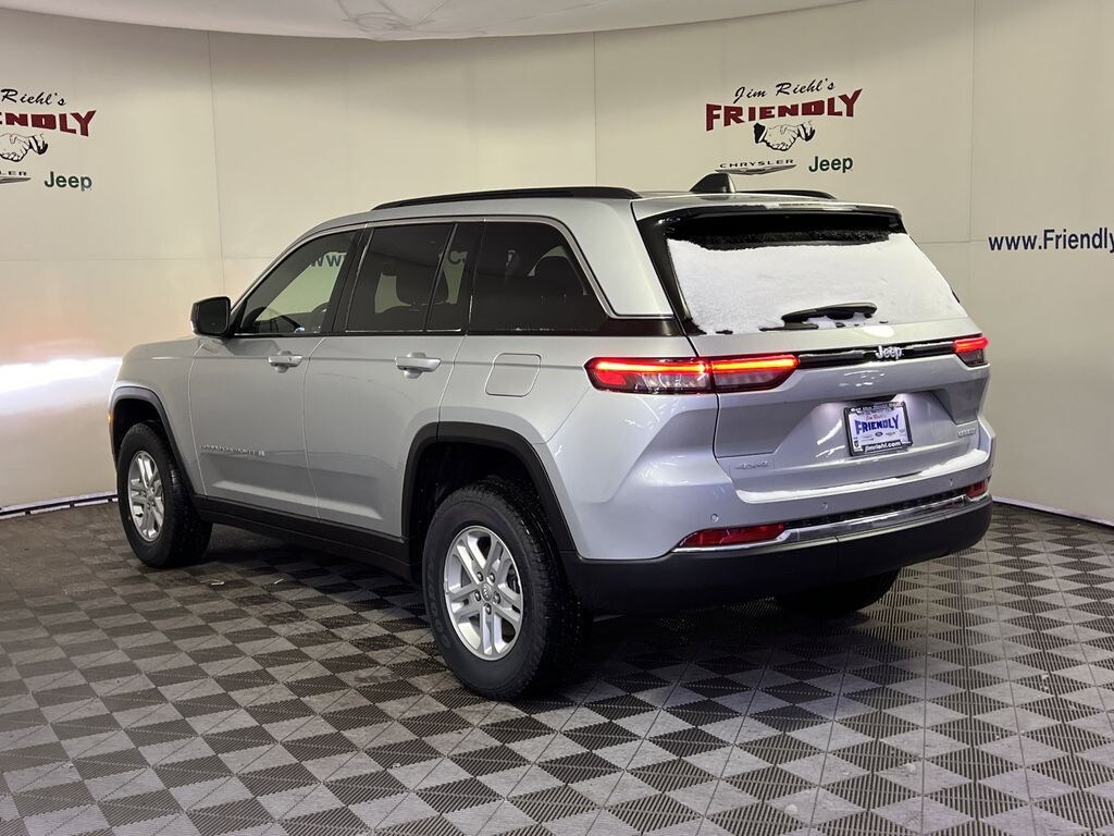 New 2025 Jeep Grand Cherokee Laredo Sport Utility