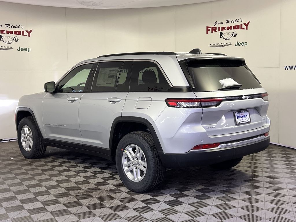 New 2025 Jeep Grand Cherokee Laredo Sport Utility