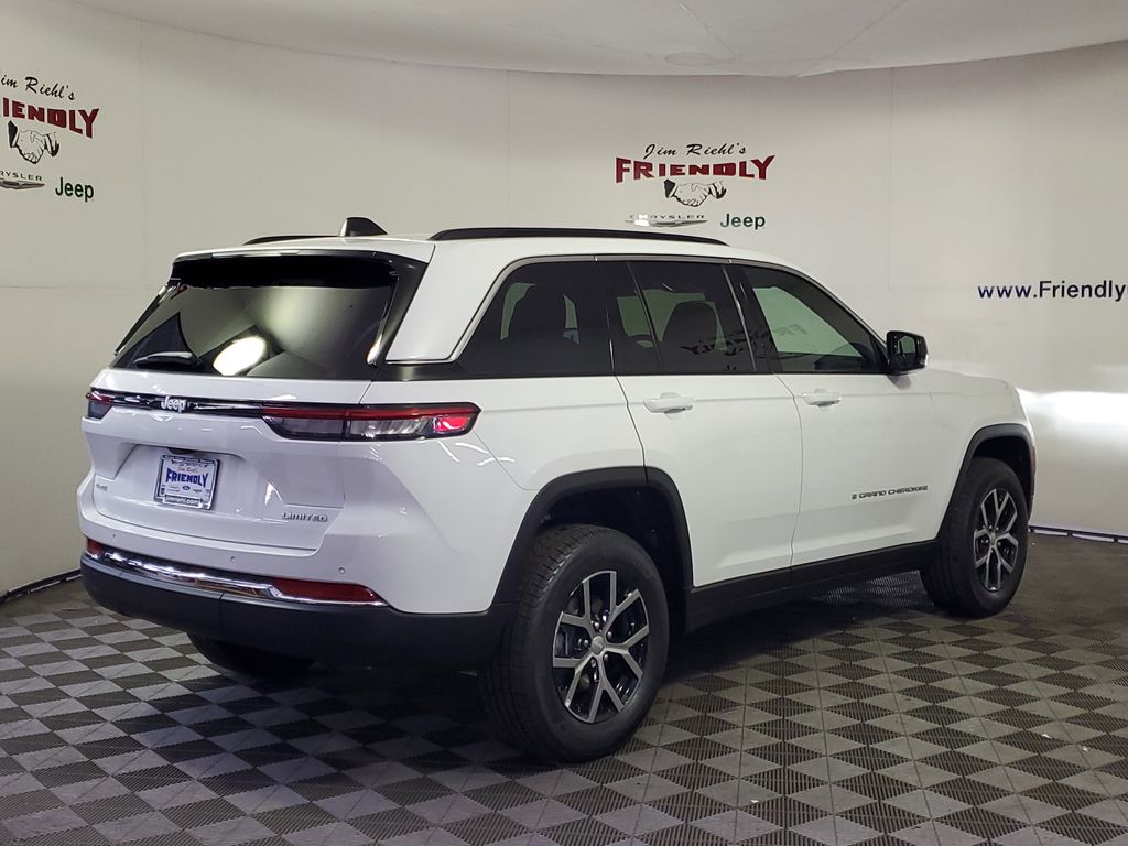 2025 Jeep Grand Cherokee Limited photo 3