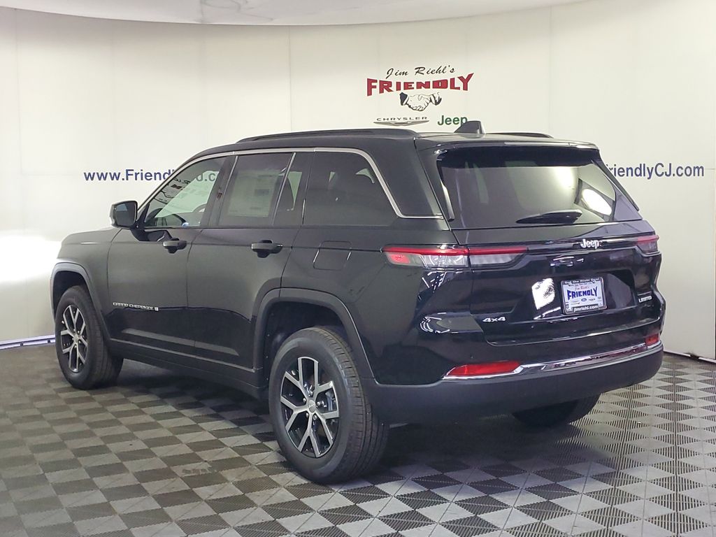 2025 Jeep Grand Cherokee Limited photo 3