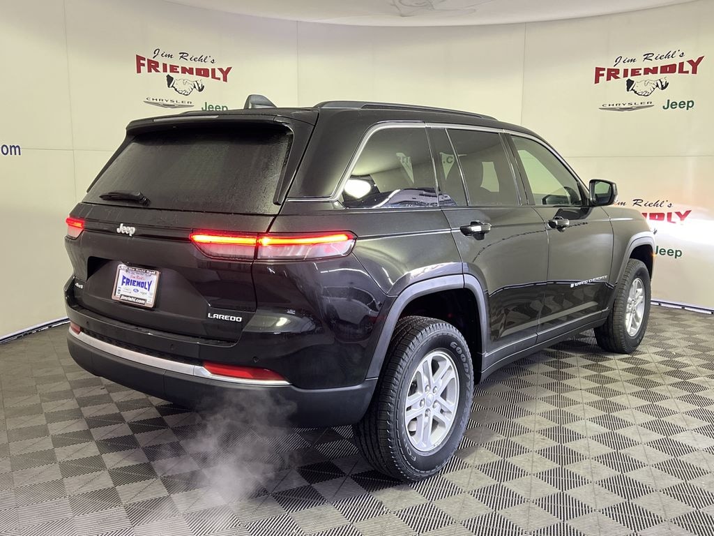 New 2025 Jeep Grand Cherokee Laredo Sport Utility