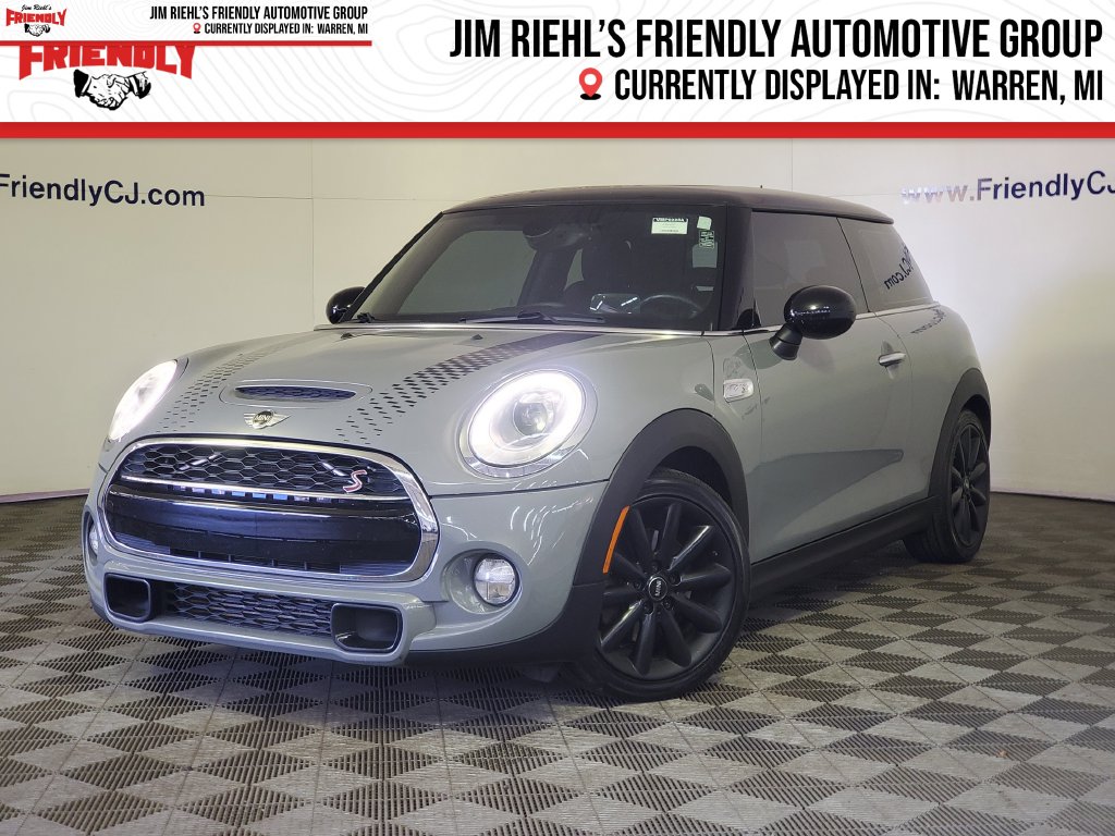 2017 MINI Cooper
