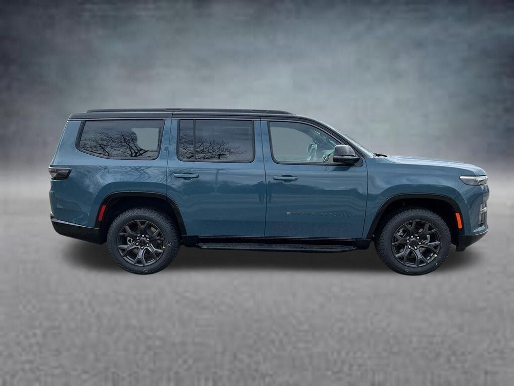 New 2026 Jeep Grand Wagoneer Base Sport Utility