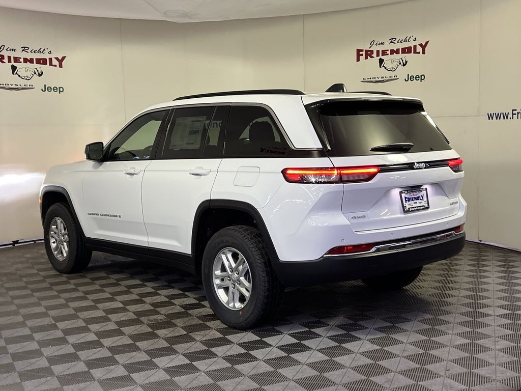 New 2025 Jeep Grand Cherokee Laredo Sport Utility