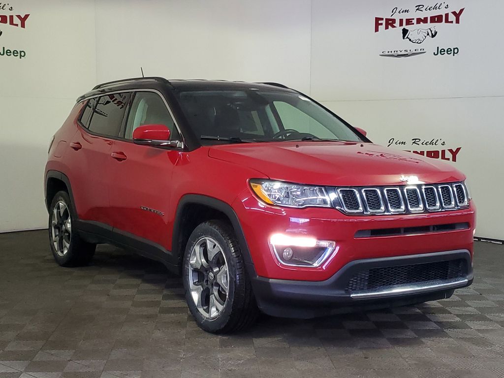 Used 2018 Jeep Compass Limited with VIN 3C4NJDCB6JT365598 for sale in Warren, MI