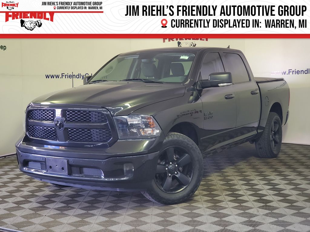 2018 RAM 1500 Big Horn 4x4 Crew Cab 5'7's photo