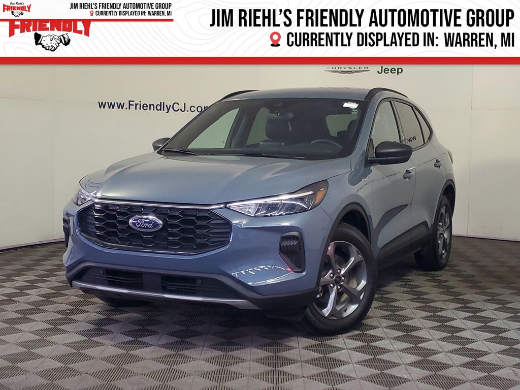 2025 Ford Escape ST-Line's photo
