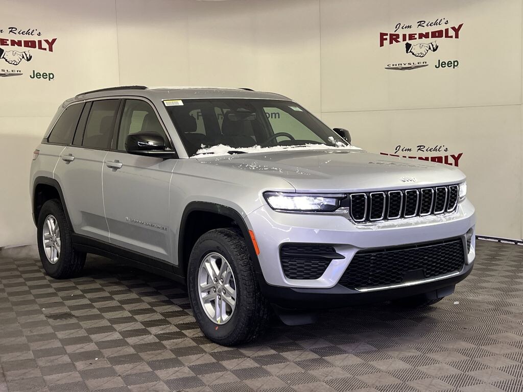 New 2025 Jeep Grand Cherokee Laredo Sport Utility