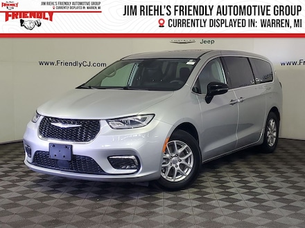 2024 Chrysler Pacifica Touring L Van Passenger Van