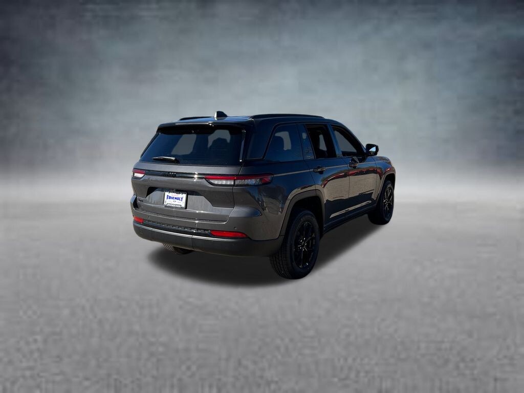 New 2025 Jeep Grand Cherokee Laredo Sport Utility