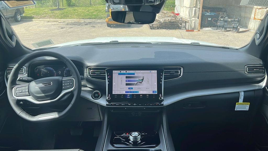 New 2026 Jeep Grand Wagoneer Limited Sport Utility