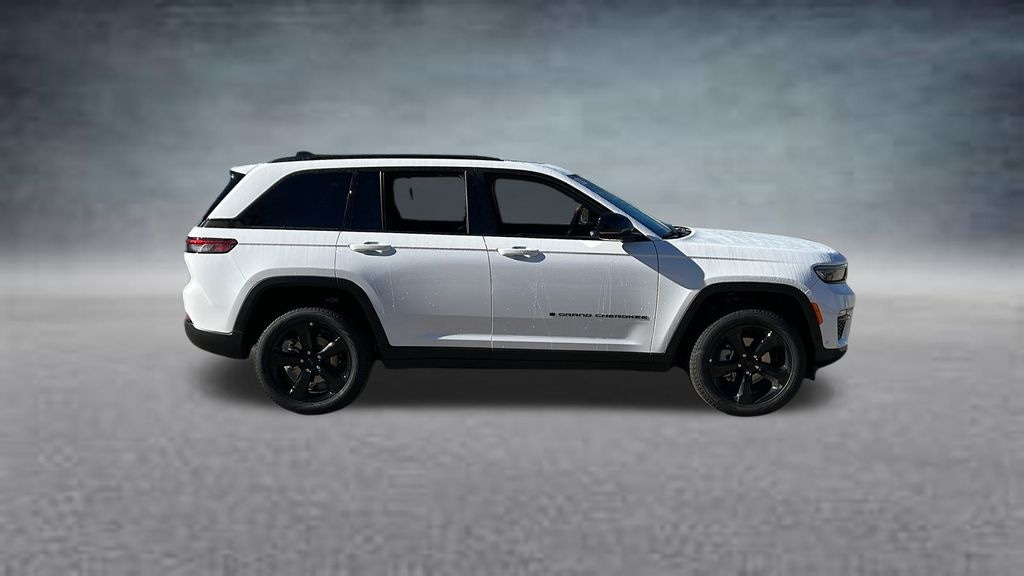 New 2025 Jeep Grand Cherokee Limited Sport Utility