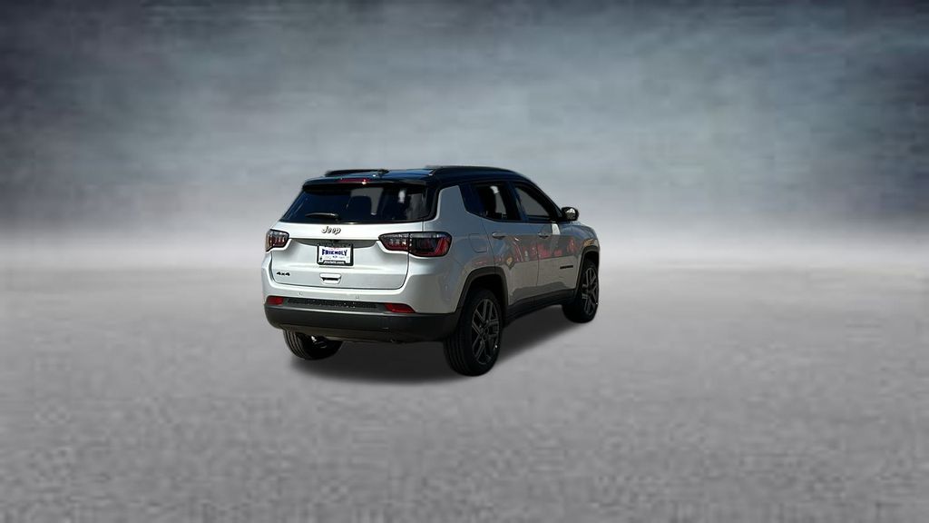 2026 Jeep Compass Limited photo 3