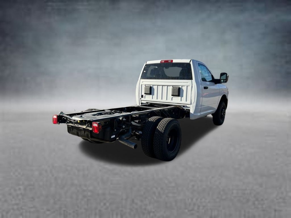 New 2026 Ram 3500 Chassis Cab Tradesman/Big Horn Pickup
