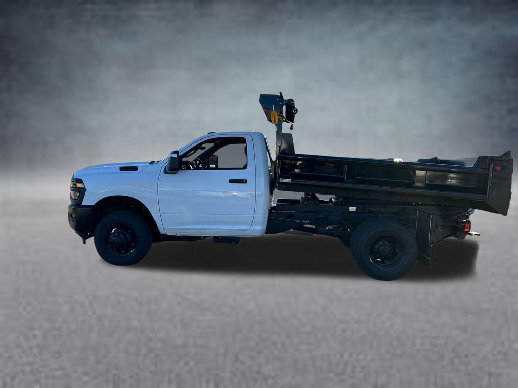 2026 RAM 3500 Chassis Tradesman - Photo 6