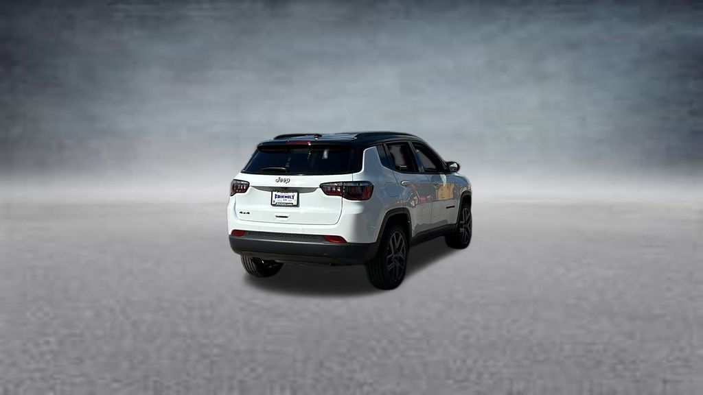 2026 Jeep Compass Limited photo 2