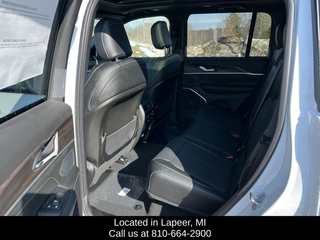 2026 Jeep Grand Cherokee Limited Reserve - Photo 17