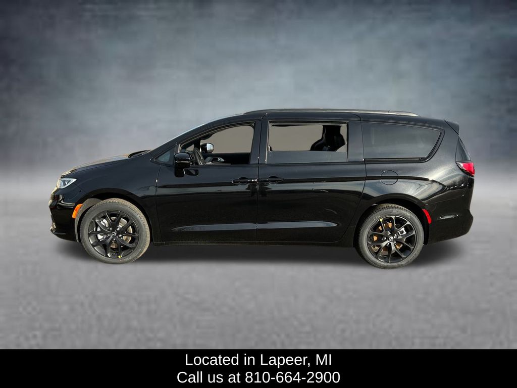 2026 Chrysler Pacifica Limited - Photo 7