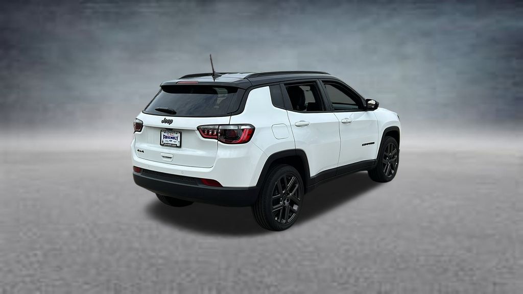 2026 Jeep Compass Limited photo 2