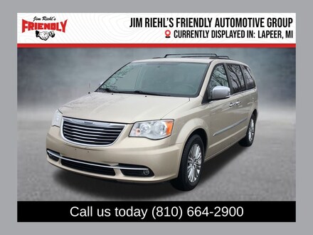 2016 Chrysler Town & Country Touring-L Anniversary Edition Wagon