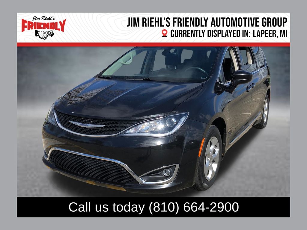 2017 Chrysler Pacifica Touring-L Plus