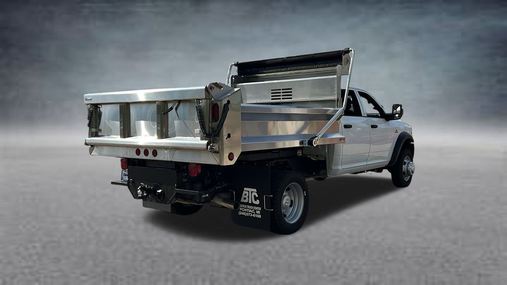 2026 Ram 5500 Tradesman photo 3