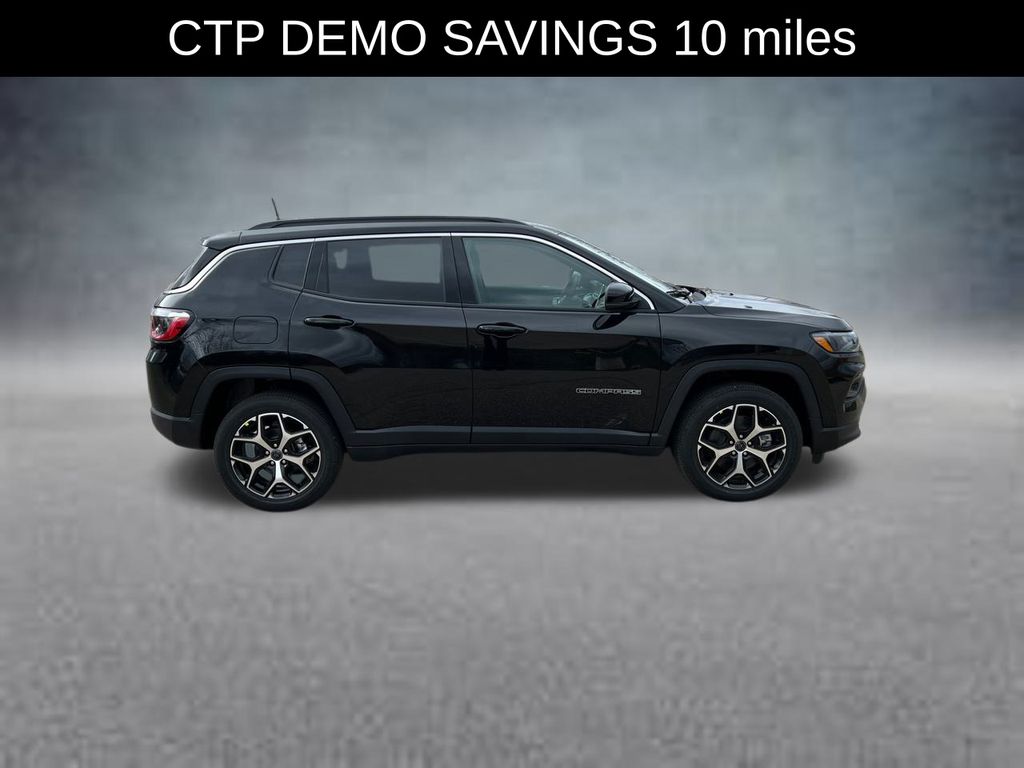 2026 Jeep Compass Limited photo 2